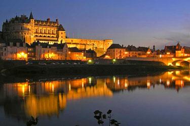 10 Castles to See in the Loire